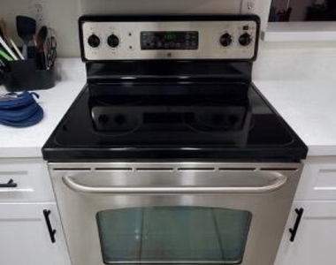 5995 N 78th Street - Photo Thumbnail 12
