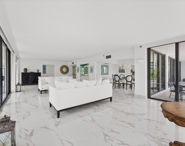 2580 S Ocean Boulevard - Photo Thumbnail 2