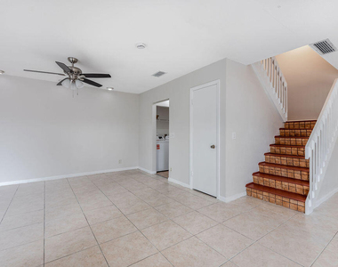 1773 N Congress Avenue - Photo Thumbnail 8