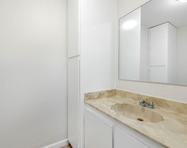 1773 N Congress Avenue - Photo Thumbnail 15