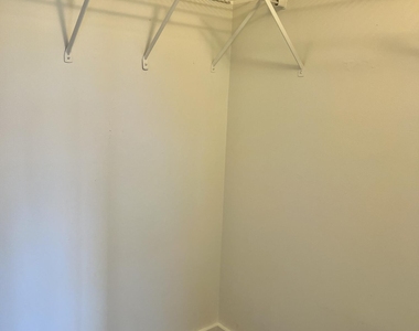 4243 Oak Terrace Drive - Photo Thumbnail 10