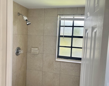 4243 Oak Terrace Drive - Photo Thumbnail 9