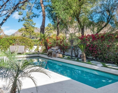 6198 N 28th Place - Photo Thumbnail 23