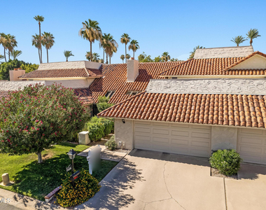 7118 E Buena Terra Way - Photo Thumbnail 38