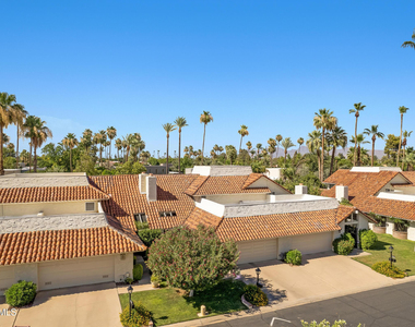 7118 E Buena Terra Way - Photo Thumbnail 34