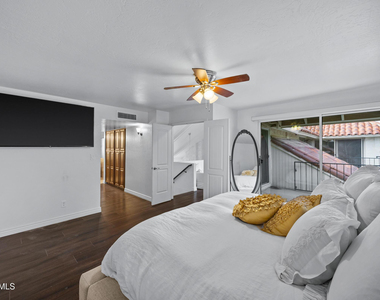 7118 E Buena Terra Way - Photo Thumbnail 26