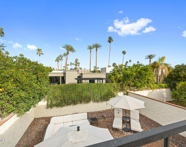 7118 E Buena Terra Way - Photo Thumbnail 32