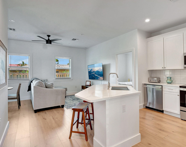 27841 Wisconsin Street - Photo Thumbnail 28