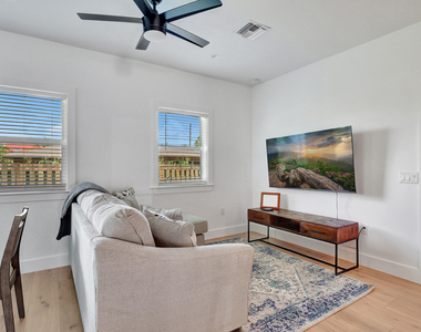 27841 Wisconsin Street - Photo Thumbnail 31