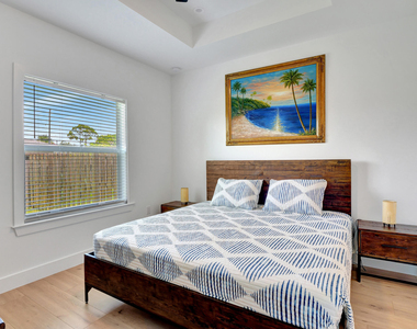 27841 Wisconsin Street - Photo Thumbnail 41