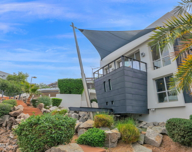 5632 N Camelback Canyon Drive - Photo Thumbnail 6