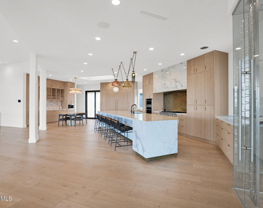5632 N Camelback Canyon Drive - Photo Thumbnail 12