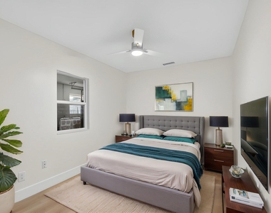 1221 Singer Drive - Photo Thumbnail 28