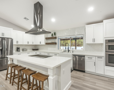 1641 W Evans Drive - Photo Thumbnail 1
