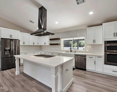 1641 W Evans Drive - Photo Thumbnail 7