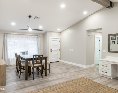 1641 W Evans Drive - Photo Thumbnail 25