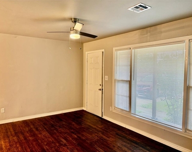 1702 W Britton Road - Photo Thumbnail 7