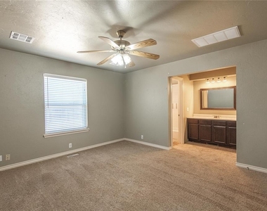 1321 Kelly Park Road - Photo Thumbnail 23