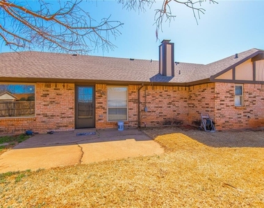 1321 Kelly Park Road - Photo Thumbnail 5
