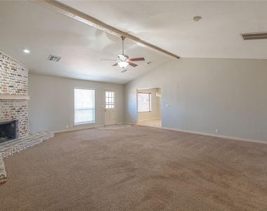 1321 Kelly Park Road - Photo Thumbnail 7
