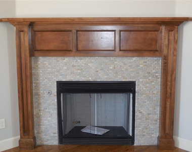 3328 Enclave Lane - Photo Thumbnail 3