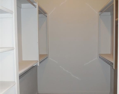 3328 Enclave Lane - Photo Thumbnail 18