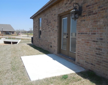 3328 Enclave Lane - Photo Thumbnail 21