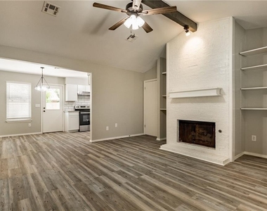 12308 Sw 14th Street - Photo Thumbnail 2