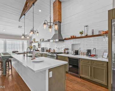 4402 E Turney Avenue - Photo Thumbnail 6