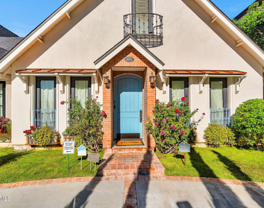 4402 E Turney Avenue - Photo Thumbnail 1