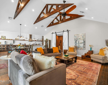 4402 E Turney Avenue - Photo Thumbnail 12