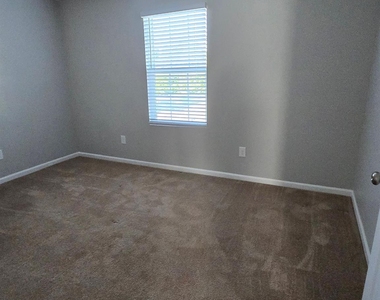 1151 Bentley Court - Photo Thumbnail 25