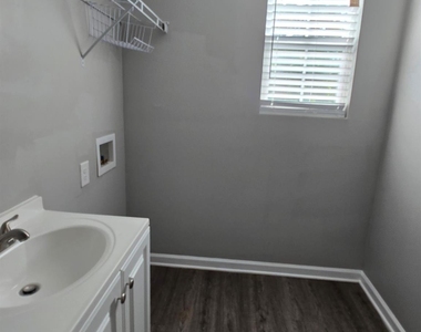 1151 Bentley Court - Photo Thumbnail 19