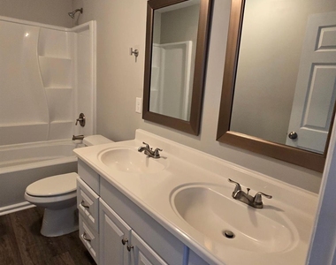 1151 Bentley Court - Photo Thumbnail 21