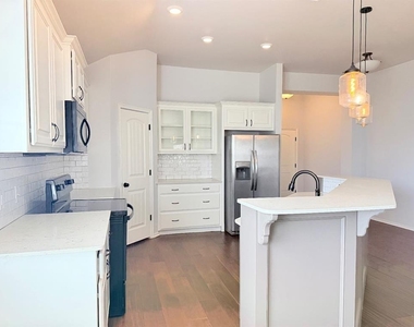 18600 Luna Drive - Photo Thumbnail 9