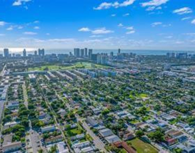 720 Ne 7th Street - Photo Thumbnail 16