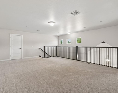 5709 Asheville Way - Photo Thumbnail 38