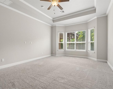 5709 Asheville Way - Photo Thumbnail 31