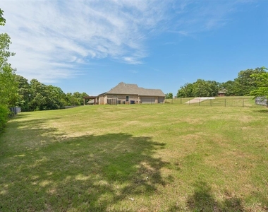 5709 Asheville Way - Photo Thumbnail 45