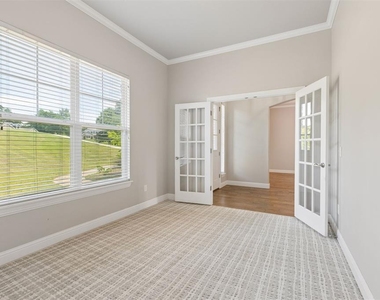 5709 Asheville Way - Photo Thumbnail 6