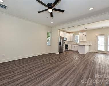 729 Wabash Avenue - Photo Thumbnail 1