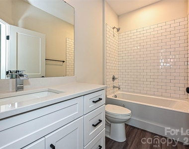 729 Wabash Avenue - Photo Thumbnail 20