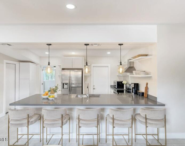 7504 E 1st Street - Photo Thumbnail 5