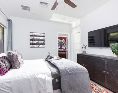 7505 E Main Street - Photo Thumbnail 18