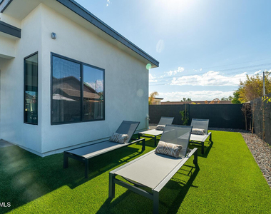 13696 N 88th Place - Photo Thumbnail 42