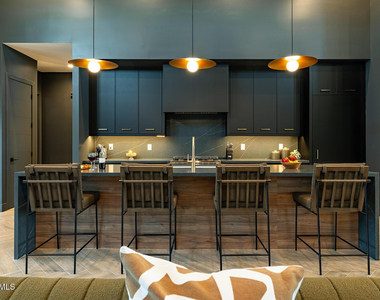 13696 N 88th Place - Photo Thumbnail 17