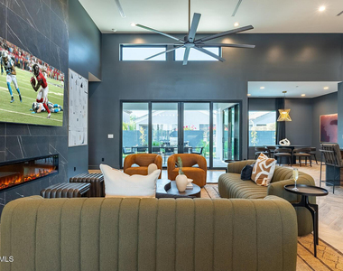 13696 N 88th Place - Photo Thumbnail 15