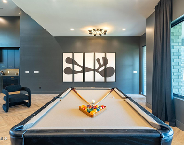 13696 N 88th Place - Photo Thumbnail 6