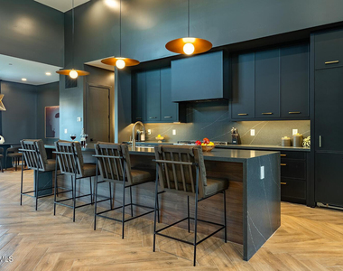 13696 N 88th Place - Photo Thumbnail 3