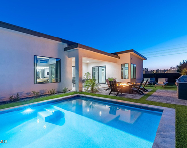 13696 N 88th Place - Photo Thumbnail 1